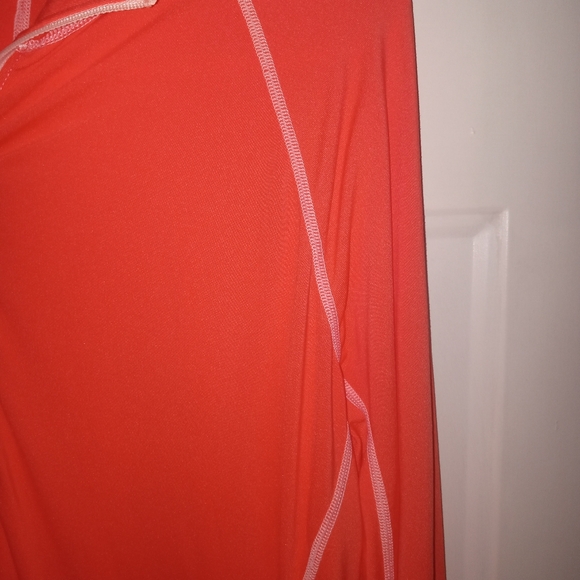 Mountain HardWear Women's Orange Long Sleeve Shirt  Medium 1/2 Zip , Like New 🧡 - Picture 4 of 13